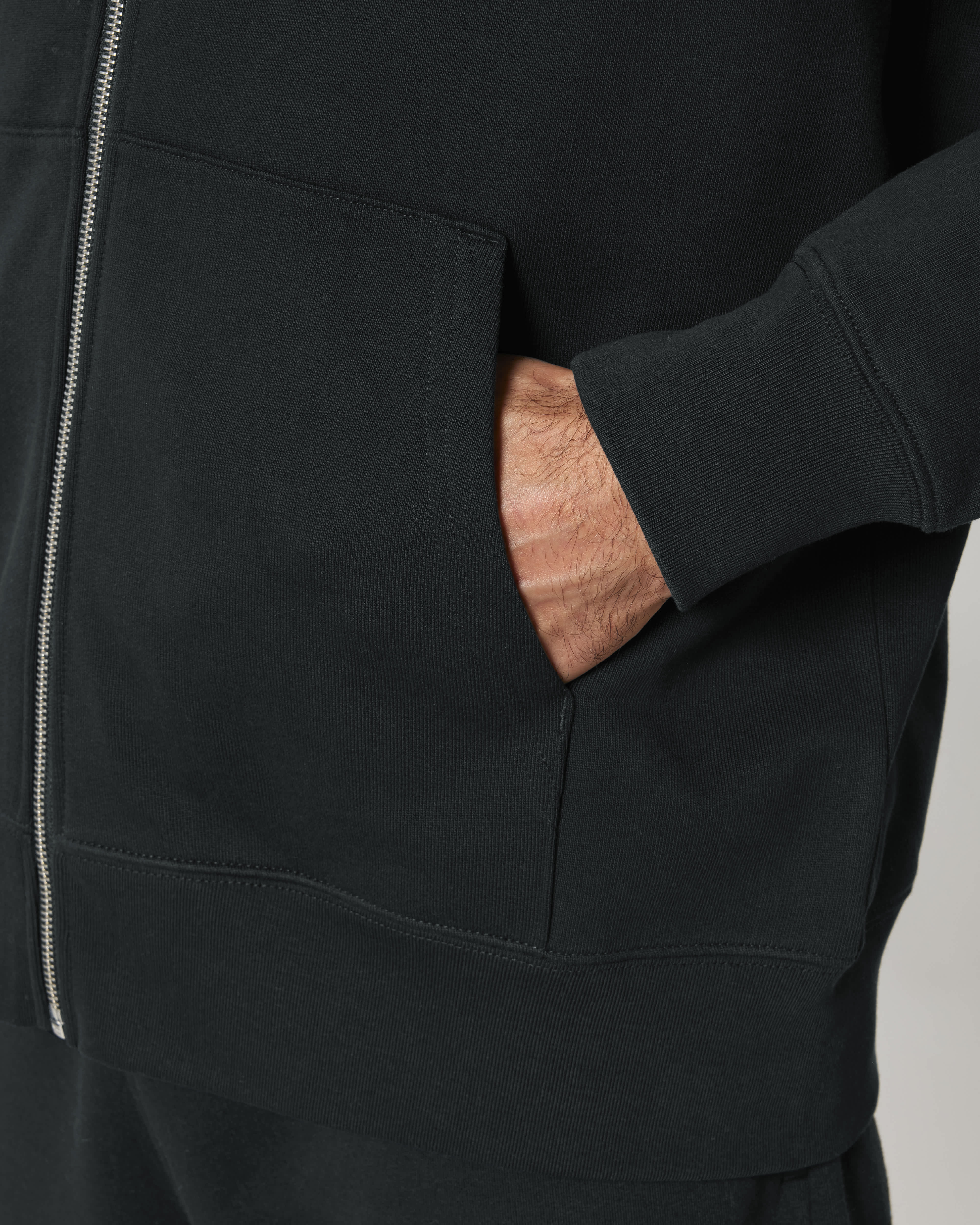 VEST - ZWART