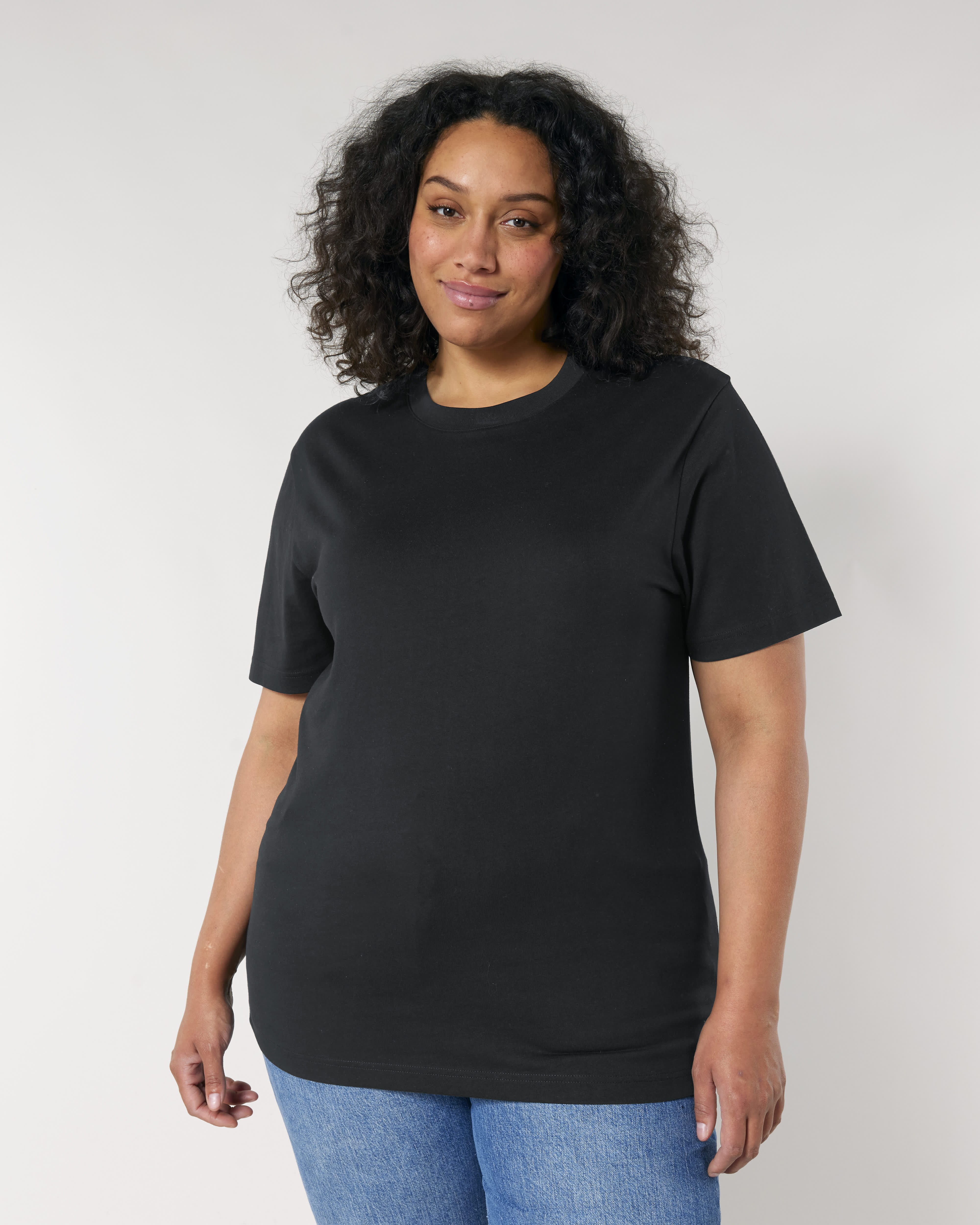 T-SHIRT - ZWART
